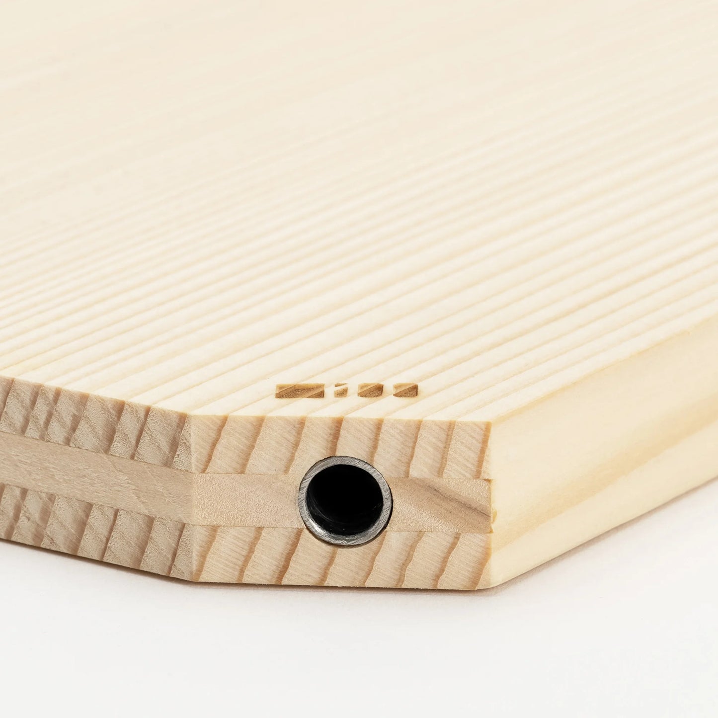 TanakaSotoubaWorks DIAGONAL CUTTING BOARD (水切りが早い衛生的なまな板)